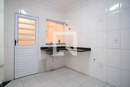 Cozinha de casa de condomínio à venda com 3 quartos, 77m² em Vila Paranagua, São Paulo