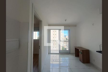 Sala/Cozinha de apartamento para alugar com 1 quarto, 26m² em Barra Funda, São Paulo