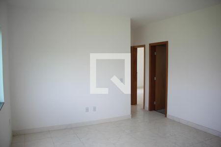 Sala de apartamento à venda com 2 quartos, 95m² em Nacional, Contagem