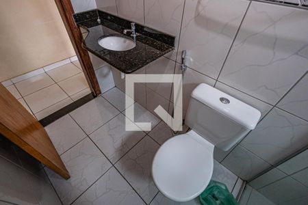 Banheiro de casa para alugar com 3 quartos, 110m² em Jaqueline, Belo Horizonte