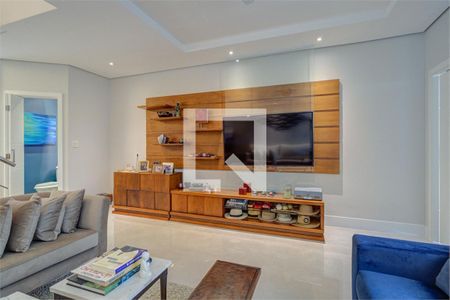 Casa à venda com 4 quartos, 266m² em Santo Amaro, São Paulo