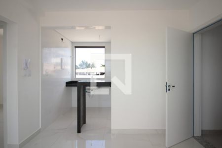 Sala de apartamento à venda com 2 quartos, 44m² em São João Batista, Belo Horizonte