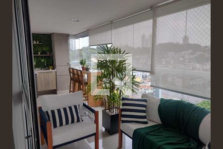 Apartamento à venda com 3 quartos, 95m² em Vila Firmiano Pinto, São Paulo