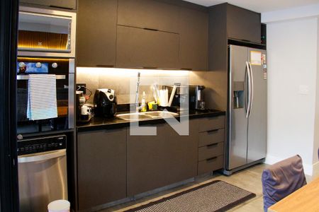 Casa à venda com 400m², 4 quartos e 3 vagas Casa à venda com 400m², 4 quartos e 3 vagasCozinha