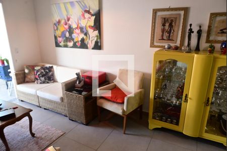 sala de apartamento para alugar com 2 quartos, 86m² em Tupi, Praia Grande