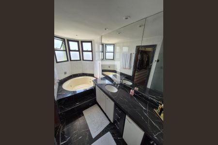 Banheiro da Suíte 1 de apartamento à venda com 4 quartos, 185m² em Luxemburgo, Belo Horizonte