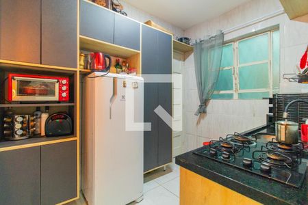 Cozinha e Área de Serviço de apartamento à venda com 1 quarto, 40m² em Teresópolis, Porto Alegre