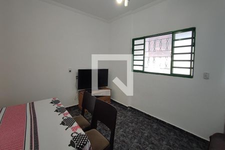 Sala de casa à venda com 4 quartos, 147m² em Parque da Figueira, Campinas