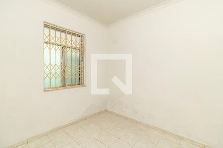 Quarto 2 de casa para alugar com 2 quartos, 53m² em Bonsucesso, Rio de Janeiro