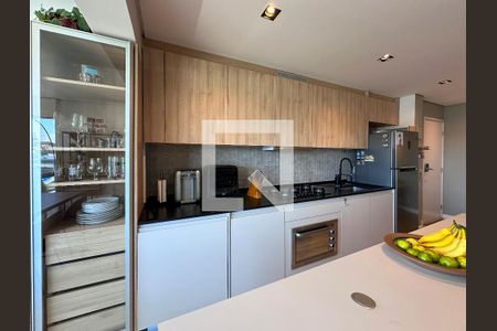 Cozinha de apartamento para alugar com 2 quartos, 68m² em Jardim Aeroporto, São Paulo