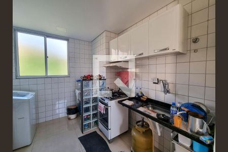 Cozinha de apartamento à venda com 3 quartos, 46m² em Serra, Belo Horizonte