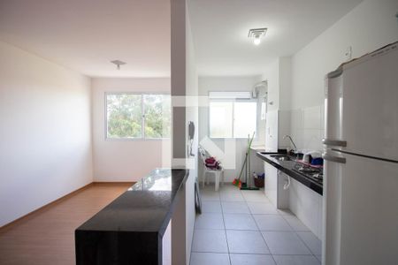 Cozinha e Área de Serviço de apartamento para alugar com 2 quartos, 44m² em Vila Cosmopolita, São Paulo