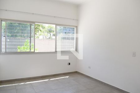 Quarto de apartamento para alugar com 1 quarto, 25m² em Centro Cívico, Curitiba
