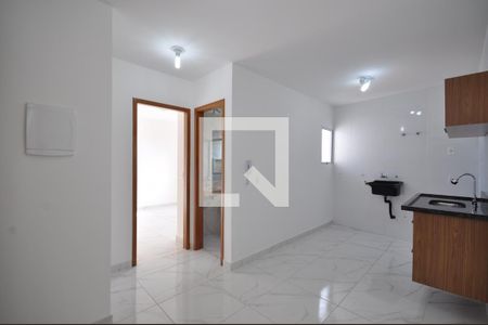 Sala/Cozinha de apartamento para alugar com 1 quarto, 27m² em Vila Santa Terezinha (zona Norte), São Paulo