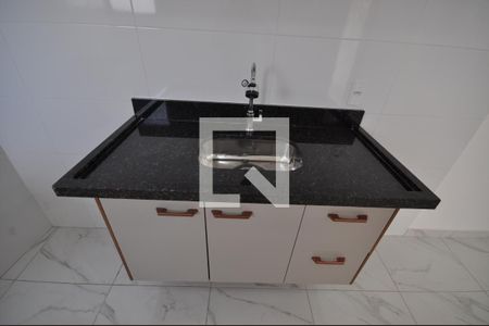 Cozinha de apartamento à venda com 1 quarto, 27m² em Vila Santa Terezinha (zona Norte), São Paulo