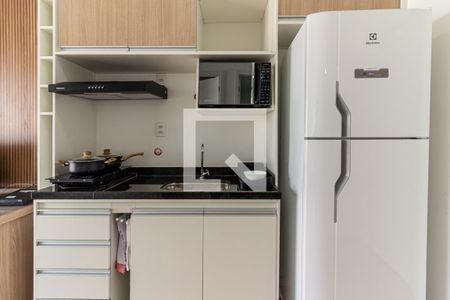 Cozinha de apartamento para alugar com 1 quarto, 32m² em Consolação, São Paulo