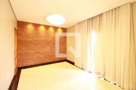 Sala de apartamento para alugar com 3 quartos, 120m² em Nossa Senhora Aparecida, Uberlândia