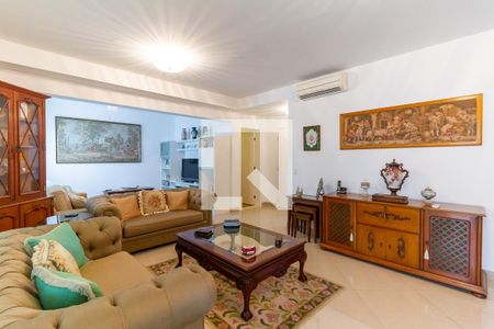 Apartamento à venda com 158m², 3 quartos e 4 vagasSala