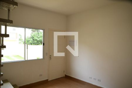 Sala de casa de condomínio para alugar com 1 quarto, 80m² em Chácara Ondas Verdes, Cotia