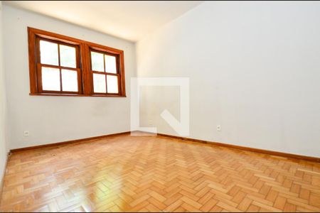 Quarto1 de casa para alugar com 2 quartos, 304m² em Santo Antônio, Belo Horizonte