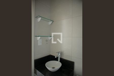 Banheiro SocialCorredor de casa de condomínio para alugar com 3 quartos, 150m² em Parque Ortolândia, Hortolândia