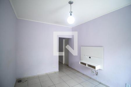 Sala de casa para alugar com 2 quartos, 60m² em Vila Liviero, São Paulo