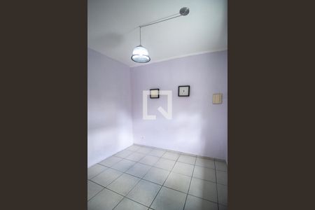 Quarto 1 de casa para alugar com 2 quartos, 60m² em Vila Liviero, São Paulo