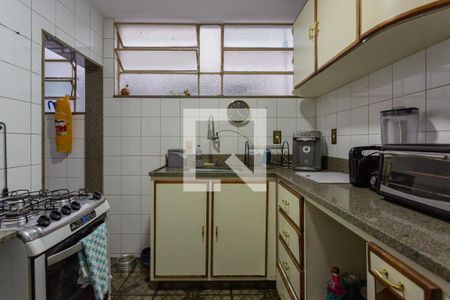 Cozinha de apartamento à venda com 3 quartos, 100m² em Santa Efigênia, Belo Horizonte