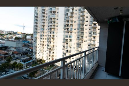 Sacada de apartamento à venda com 2 quartos, 50m² em Jardim Santa Teresinha, São Paulo