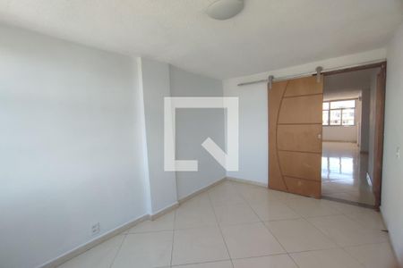 Quarto  de apartamento para alugar com 3 quartos, 69m² em Taquara, Rio de Janeiro