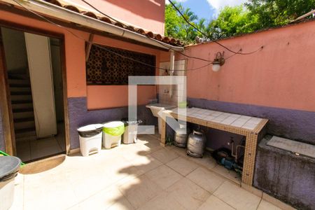 Casa à venda com 400m², 7 quartos e 5 vagas Casa à venda com 400m², 7 quartos e 5 vagasÁrea de Serviço