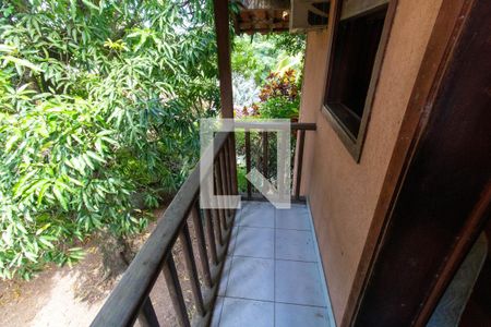 Casa à venda com 400m², 7 quartos e 5 vagas Casa à venda com 400m², 7 quartos e 5 vagasVaranda da Suíte 3