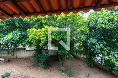 Casa à venda com 400m², 7 quartos e 5 vagas Casa à venda com 400m², 7 quartos e 5 vagasVista da Suíte 2