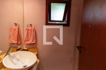 Casa à venda com 400m², 7 quartos e 5 vagas Casa à venda com 400m², 7 quartos e 5 vagasLavabo