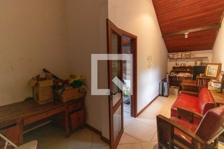 Casa à venda com 400m², 7 quartos e 5 vagas Casa à venda com 400m², 7 quartos e 5 vagasSuíte 4