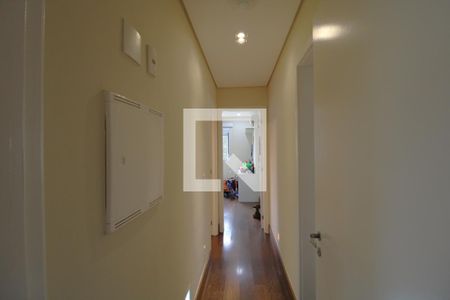 Corredor de apartamento à venda com 3 quartos, 195m² em Jardim Marajoara, São Paulo