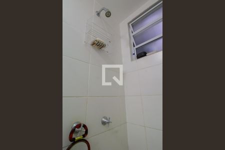 Banheiro  de apartamento para alugar com 2 quartos, 44m² em Vargem Pequena, Rio de Janeiro