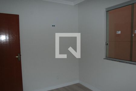 quarto 01 de apartamento para alugar com 5 quartos, 140m² em Heliópolis, Belo Horizonte