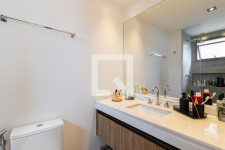 Banheiro Suíte  de apartamento à venda com 1 quarto, 72m² em Indianópolis, São Paulo