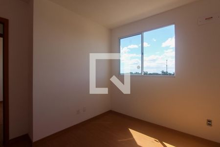 Quarto 1 de apartamento para alugar com 2 quartos, 408250m² em Morro Santana, Porto Alegre