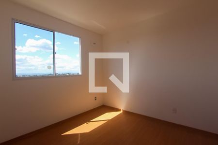 Quarto 1 de apartamento para alugar com 2 quartos, 408250m² em Morro Santana, Porto Alegre