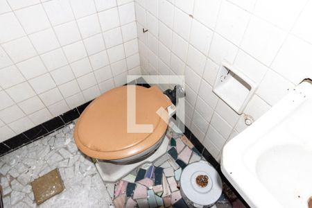 Casa à venda com 160m², 3 quartos e 1 vaga Casa à venda com 160m², 3 quartos e 1 vagaBanheiro