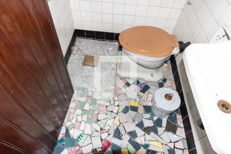 Casa à venda com 160m², 3 quartos e 1 vaga Casa à venda com 160m², 3 quartos e 1 vagaBanheiro