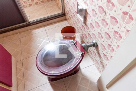 Casa à venda com 160m², 3 quartos e 1 vaga Casa à venda com 160m², 3 quartos e 1 vagaBanheiro