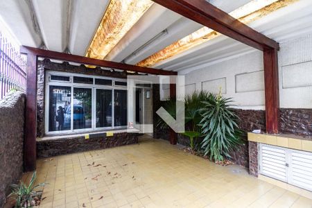 Casa à venda com 160m², 3 quartos e 1 vaga Casa à venda com 160m², 3 quartos e 1 vagaGaragem