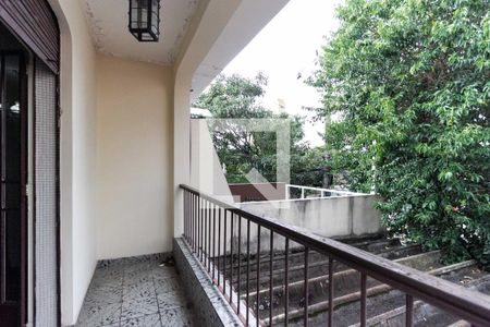 Casa à venda com 160m², 3 quartos e 1 vaga Casa à venda com 160m², 3 quartos e 1 vagaSacada