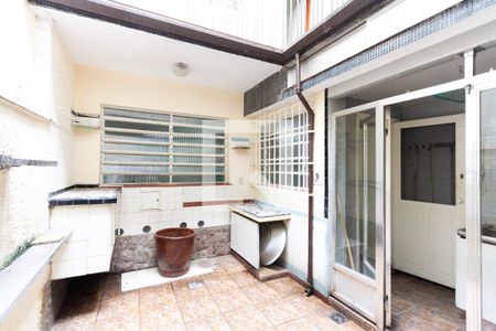 Casa à venda com 160m², 3 quartos e 1 vaga Casa à venda com 160m², 3 quartos e 1 vagaDetalhe da área de serviço