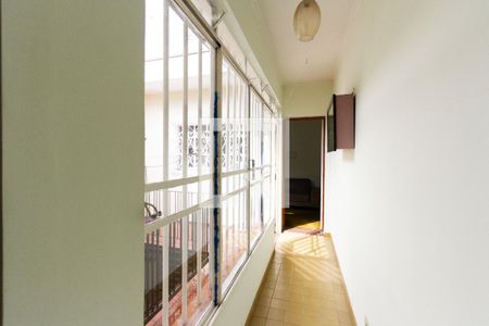 Casa à venda com 160m², 3 quartos e 1 vaga Casa à venda com 160m², 3 quartos e 1 vagaCorredor