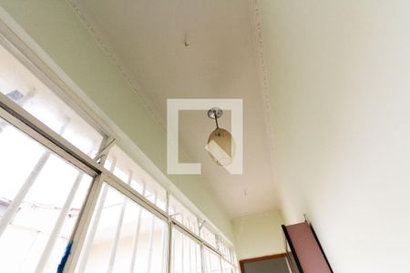 Casa à venda com 160m², 3 quartos e 1 vaga Casa à venda com 160m², 3 quartos e 1 vagaCorredor