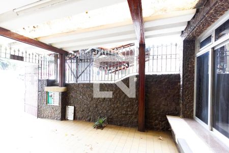 Casa à venda com 160m², 3 quartos e 1 vaga Casa à venda com 160m², 3 quartos e 1 vagaGaragem